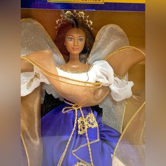 Holiday Angel Barbie 2000 Collector Edition African American #28081 Mattel NIB - Picture 2 of 9
